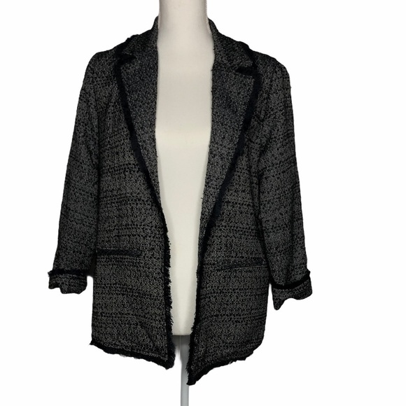 Cupcakes and Cashmere Gregory Tweed Blazer - Picture 2 of 9